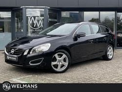 Zwart Gebruikt 2011 Volvo V60 Summum Stationwagen | € 19.950