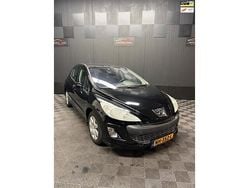 Zwart Gebruikt 2010 Peugeot 308 Hatchback | € 2.450 (Eerlijke prijs)