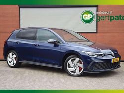 Blauw Gebruikt 2021 VW Golf VIII GTE Hatchback | € 24.500 (Goede deal)