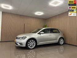 Grijs Gebruikt 2017 VW Golf VII Highline Hatchback | € 15.770 (Eerlijke prijs)