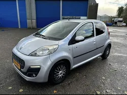 Grijs Gebruikt 2014 Peugeot 107 Active Hatchback | € 5.950 (Eerlijke prijs)