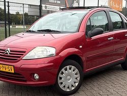 Rood Gebruikt 2005 Citroën C3 Exclusive Hatchback | € 1.549 (Eerlijke prijs)