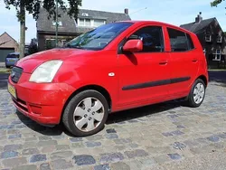 Rood Gebruikt 2006 Kia Picanto 2 Hatchback | € 850 (Eerlijke prijs)