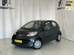 Grijs Gebruikt 2009 Peugeot 107 Hatchback | € 2.399 (Eerlijke prijs)