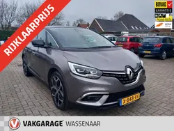 Grijs Gebruikt 2022 Renault Scénic IV Intens MPV | € 25.750 (Iets duurder)