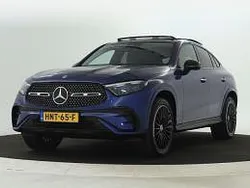 970 spectraalblauw metallic Gebruikt 2024 Mercedes GLC300 AMG line Coupé | € 76.945 (Eerlijke prijs)