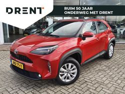 Rood Gebruikt 2023 Toyota Yaris Active SUV | € 25.395 (Eerlijke prijs)