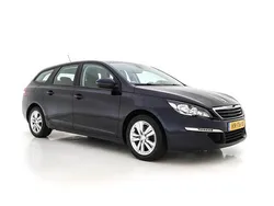 Bleu encre (blauw metallic) Gebruikt 2015 Peugeot 308 Comfort Stationwagen | € 5.445 (Goede deal)