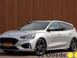 Grijs Gebruikt 2020 Ford Focus Business Edition Stationwagen | € 14.940 (Eerlijke prijs)