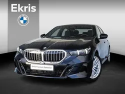 Zwart Gebruikt 2025 BMW 520 M Sport Sedan | € 70.995