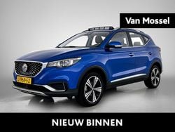 Blauw Gebruikt 2020 MG ZS Luxury Sedan | € 14.995 (Eerlijke prijs)