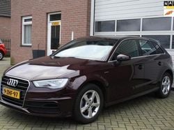 Rood Gebruikt 2014 Audi A3 Sportback g-tron Ambition Sedan | € 10.500 (Eerlijke prijs)