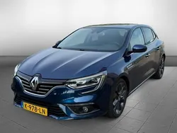 Blauw Gebruikt 2016 Renault Mégane III Bose Edition Hatchback | € 11.250 (Iets duurder)