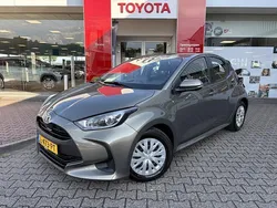 Groen Gebruikt 2021 Toyota Yaris Active Hatchback | € 17.900 (Eerlijke prijs)