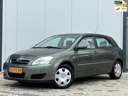 Grijs Gebruikt 2004 Toyota Corolla Terra Hatchback | € 5.500