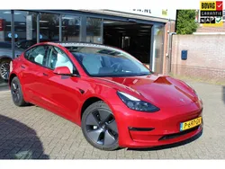 Rood Gebruikt 2022 Tesla Model 3 Long Range AWD Sedan | € 31.950 (Eerlijke prijs)