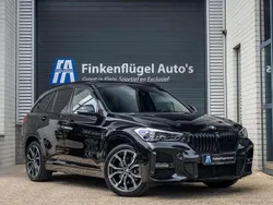 Zwart Gebruikt 2020 BMW X1 M Sport SUV | € 28.700 (Eerlijke prijs)