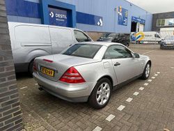 Zilver Gebruikt 1997 Mercedes SLK200 Cabriolet | € 3.000 (Eerlijke prijs)