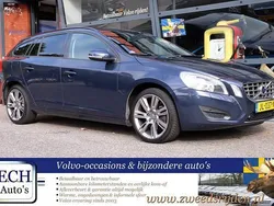 Blauw Gebruikt 2013 Volvo V60 Momentum Stationwagen | € 10.950 (Eerlijke prijs)