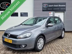 Grijs, metallic lak Gebruikt 2010 VW Golf VI Hatchback | € 8.250 (Eerlijke prijs)
