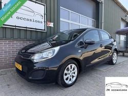 Zwart Gebruikt 2012 Kia Rio 2 Hatchback | € 3.995 (Eerlijke prijs)