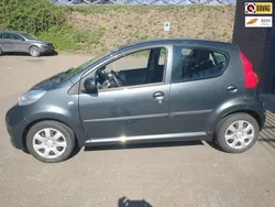 Grijs Gebruikt 2010 Peugeot 107 Hatchback | € 3.450 (Eerlijke prijs)
