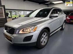 Grijs Gebruikt 2011 Volvo XC60 Momentum SUV | € 14.400 (Eerlijke prijs)