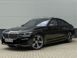Zwart, metallic lak Gebruikt 2021 BMW 740 M Sport Sedan | € 71.875