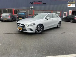 Grijs Gebruikt 2020 Mercedes A180 Advantage Hatchback | € 16.999