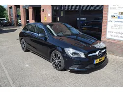 Zwart Gebruikt 2015 Mercedes CLA180 Ambition Sedan | € 17.950 (Eerlijke prijs)