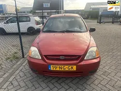 Bruin Gebruikt 2003 Kia Visto Hatchback | € 450