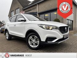 Wit Gebruikt 2020 MG ZS Comfort Sedan | € 13.950 (Eerlijke prijs)