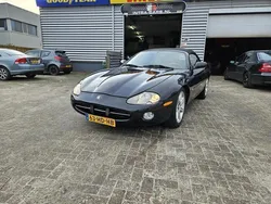 Zwart Gebruikt 1997 Jaguar XK8 Cabriolet | € 8.950