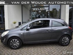 Grijs Gebruikt 2012 Opel Corsa Edition Hatchback | € 1.750 (Eerlijke prijs)