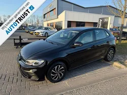 Zwart Gebruikt 2022 VW Polo Life Hatchback | € 17.895 (Eerlijke prijs)