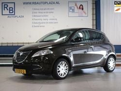 Bruin Gebruikt 2012 Lancia Ypsilon Gold Hatchback | € 4.450 (Eerlijke prijs)