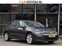 Grijs Gebruikt 2020 VW Golf VIII Business Hatchback | € 17.950 (Goede deal)