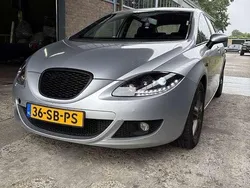 Grijs Gebruikt 2005 Seat Leon Stylance MPV | € 1.400 (Eerlijke prijs)