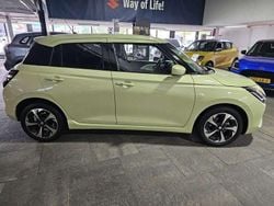 Geel Nieuw 2025 Suzuki Swift Hatchback | € 22.250 (Iets duurder)