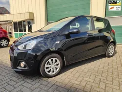 Zwart Gebruikt 2017 Hyundai i10 Comfort Hatchback | € 6.995 (Eerlijke prijs)