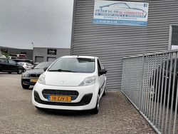 Wit Gebruikt 2013 Peugeot 107 Access Hatchback | € 3.999 (Eerlijke prijs)