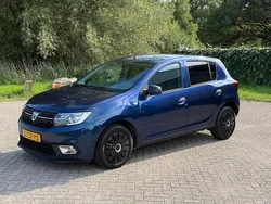 Blauw Gebruikt 2018 Dacia Sandero Lauréate Hatchback | € 4.750 (Eerlijke prijs)