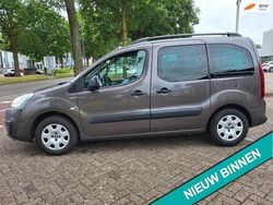 Grijs Gebruikt 2017 Peugeot Partner Tepee Active Top MPV | € 10.949 (Eerlijke prijs)