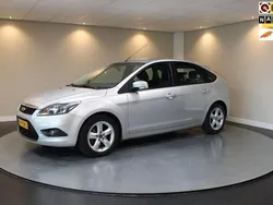 Grijs Gebruikt 2011 Ford Focus Hatchback | € 3.940 (Super prijs)