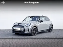 Grijs Gebruikt 2022 Mini Cooper Hatchback | € 22.900 (Iets duurder)