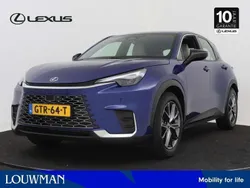 Blauw, metallic lak Nieuw 2025 Lexus LBX SUV | € 44.950 (Eerlijke prijs)