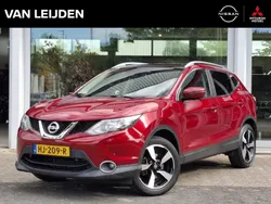 Magnetic red (rood metallic) Gebruikt 2015 Nissan Qashqai 360º SUV | € 13.950 (Eerlijke prijs)