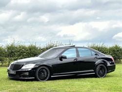 Zwart, metallic lak Gebruikt 2009 Mercedes S63 AMG AMG Sedan | € 47.950