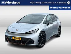 Grijs Gebruikt 2024 Cupra Born Hatchback | € 29.750 (Eerlijke prijs)