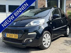 Zwart Gebruikt 2013 Peugeot 107 Envy Hatchback | € 3.449 (Eerlijke prijs)